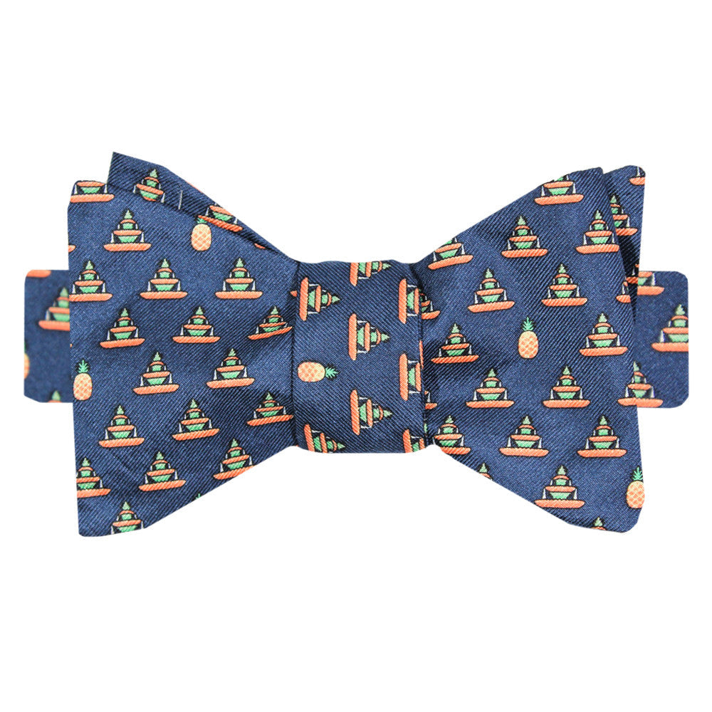 Midnight Navy Pineapple Fountain Bow Tie