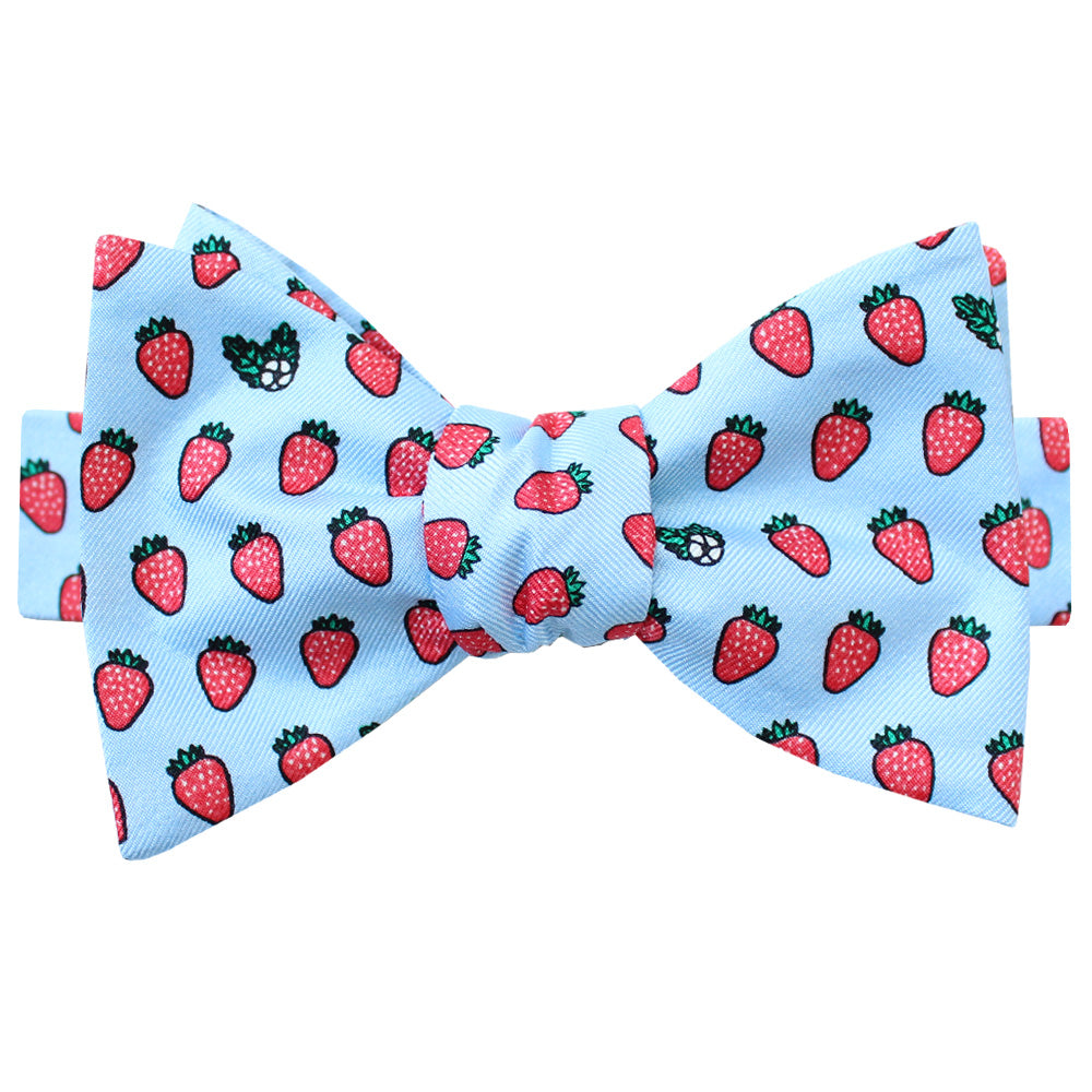 NOLA Couture x Haspel Strawberry Boys' Bow Tie