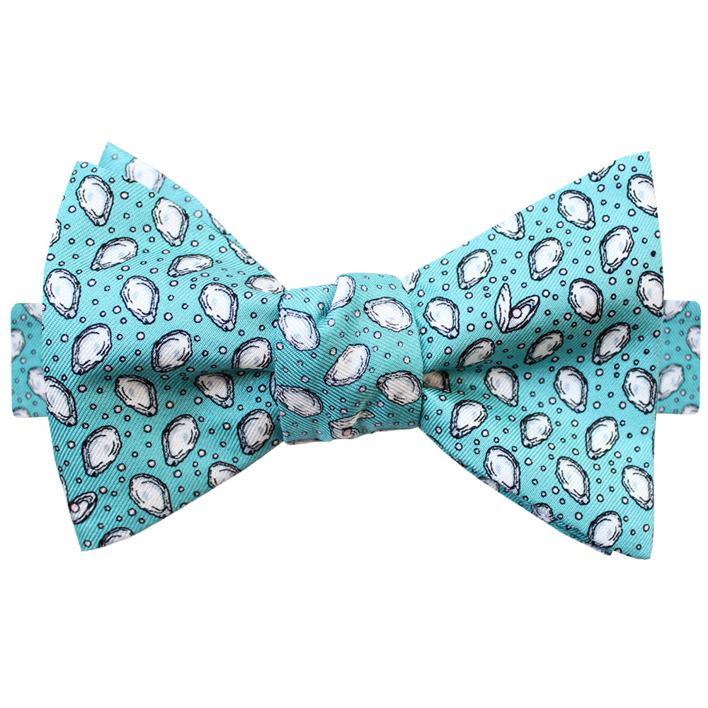 Sea Breeze Blue Mini Gulf Oysters Bow Tie